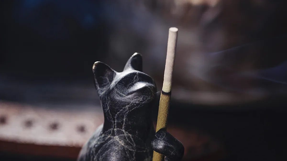 L’encens au bois d’agar est-il sans danger pour les chats ?