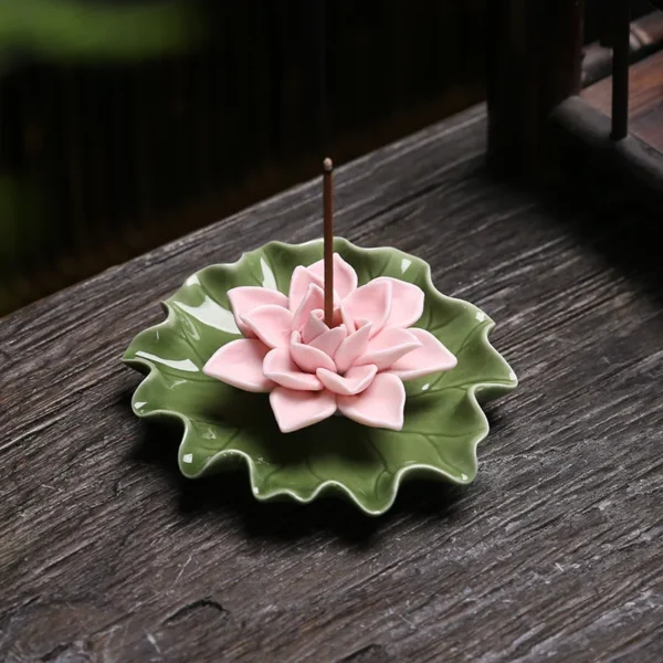Porte Bâton d'Encens en Céramique Artisanale – Brûleur d'Encens Élégant à Base de Feuille de Lotus - Image 4