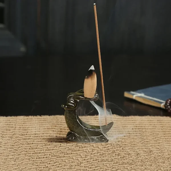 Mini Brûleur d'Encens à Reflux en Céramique | Porte-Encens Design Buddha Zen pour Bureau et Maison - Image 6