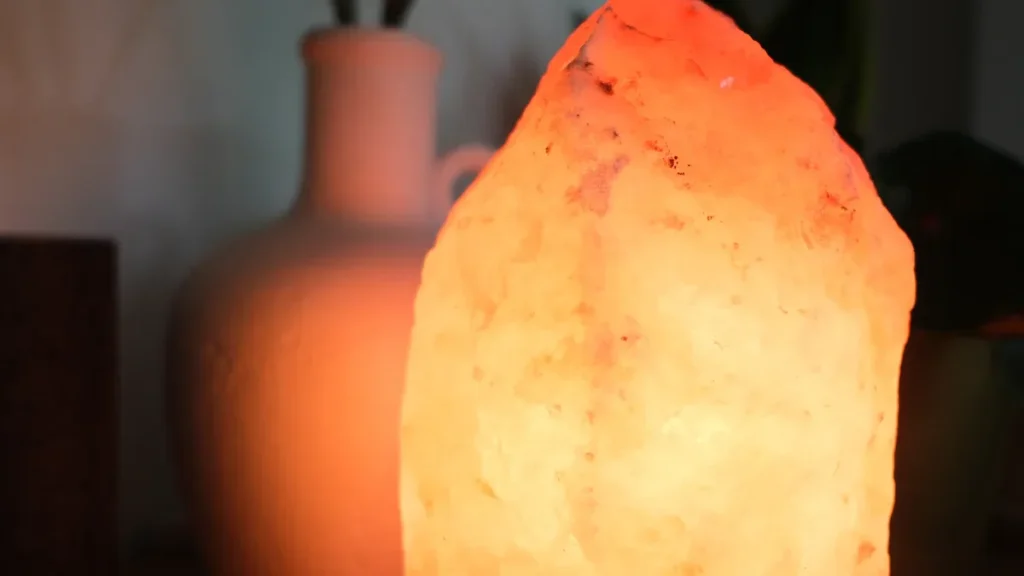 Pourquoi Ma Lampe de Sel Coule ? Significations et Solutions