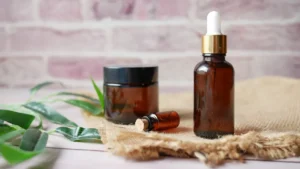 Huile essentielle d’encens : comment l’utiliser sur la peau et le visage ?